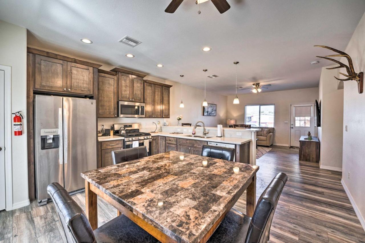 Pet-Friendly Retreat - 1 Block To Colorado River! Bullhead City Exteriér fotografie