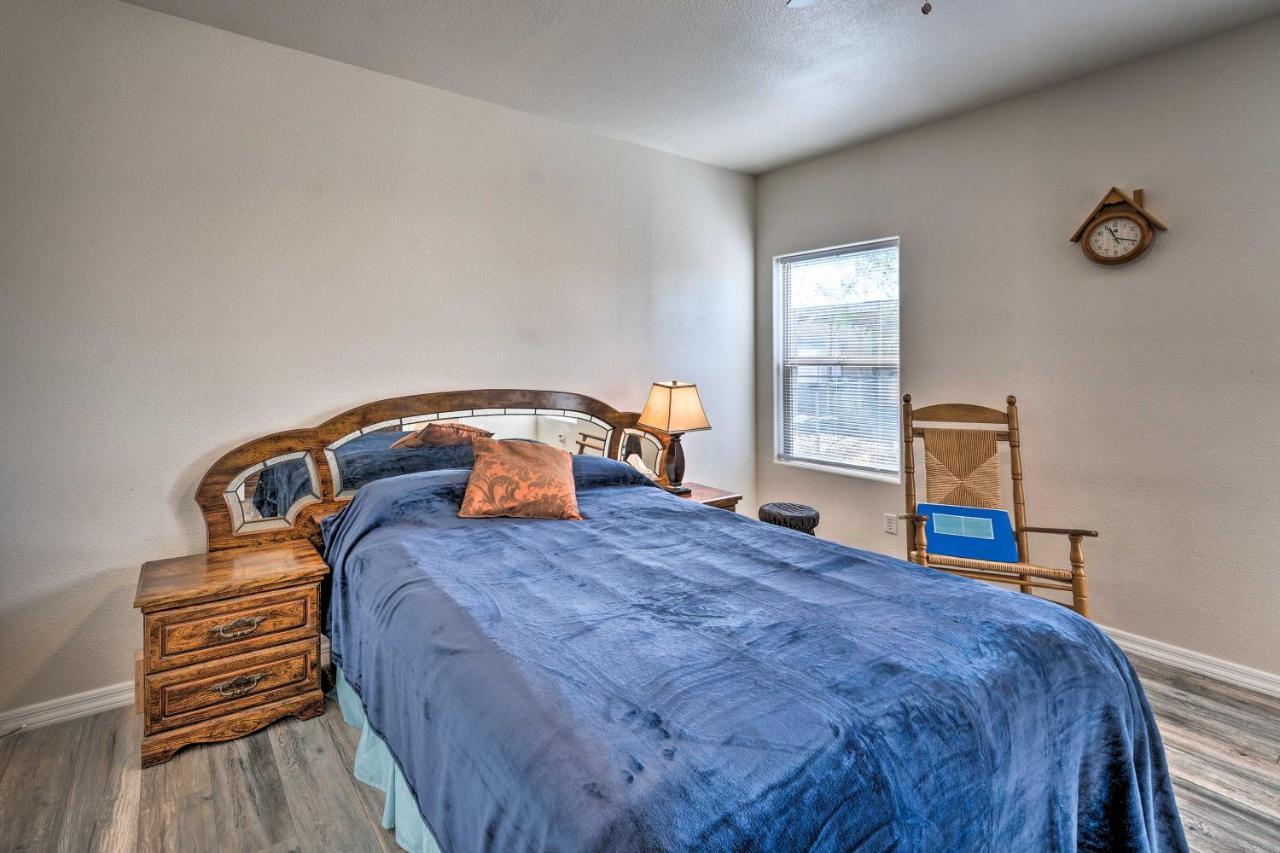 Pet-Friendly Retreat - 1 Block To Colorado River! Bullhead City Exteriér fotografie
